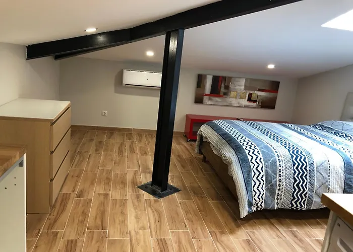 Habitacion Con Cocina Y Bano